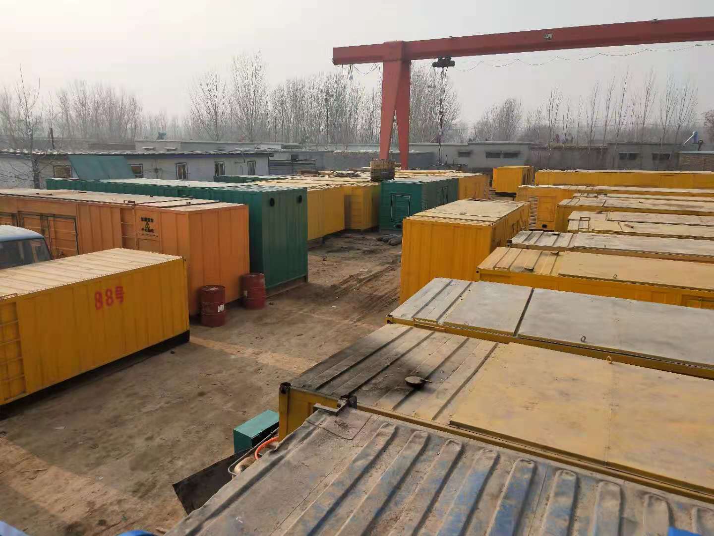 召陵租赁发电机-灰尘、风沙对柴油发电机组造成哪些不良影响？