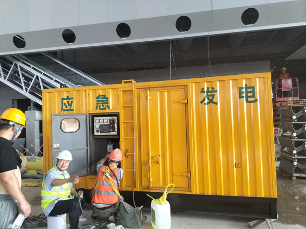 召陵怎样判断空气滤清器是否需要更换?